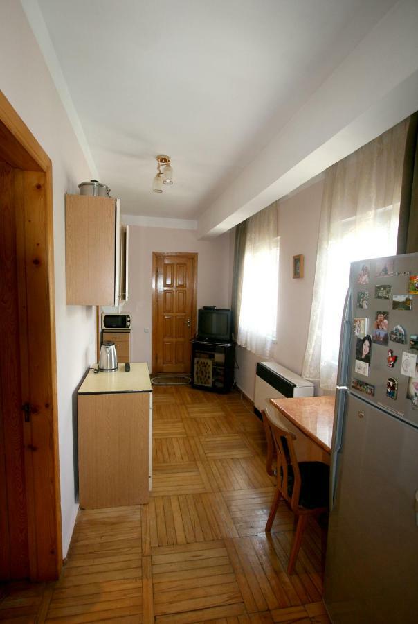 35 Paliashvili Kutaisi Exterior photo
